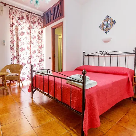 Alessandrab&b Bed & Breakfast 4*