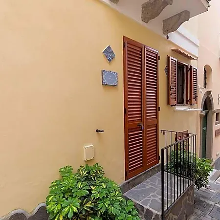 Alessandrab&b Bed & Breakfast 4*